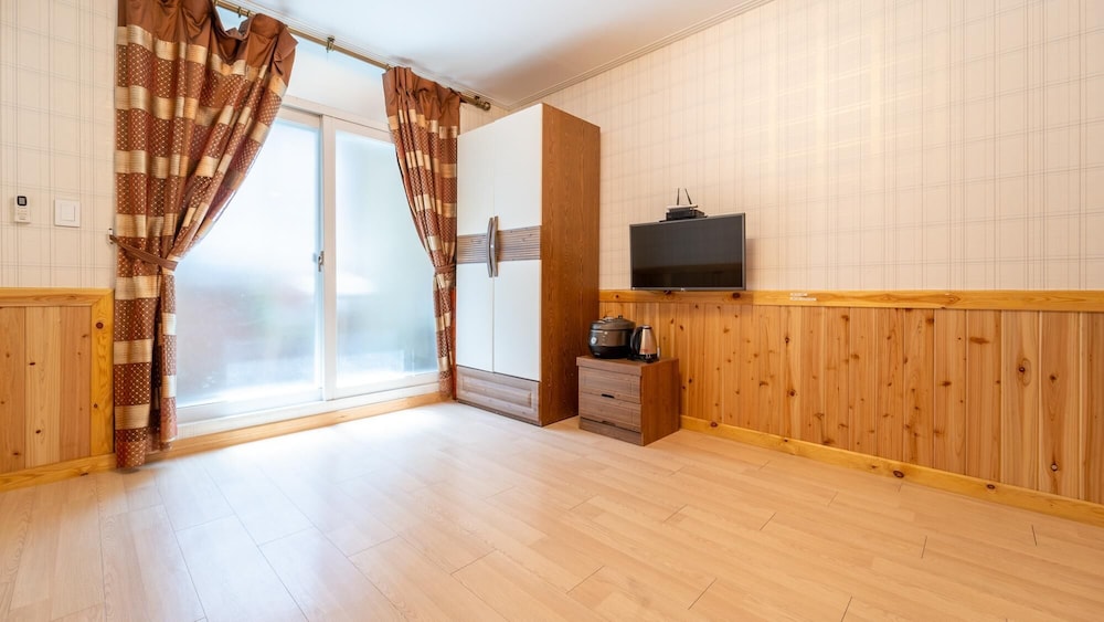 Basic Room, 1 Bedroom (sanhyanggi)