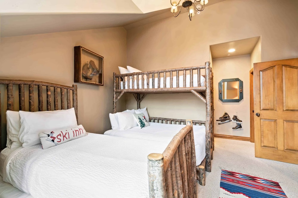 Premium Condo, 3 Bedrooms photo 2