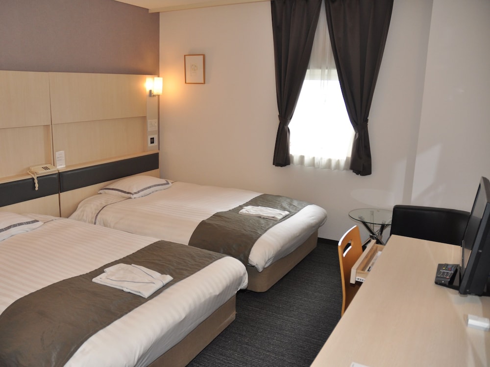 Twin Room, Multiple Beds, Non Smoking photo 2