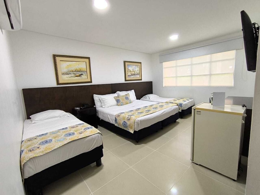 Standard Triple Room - Photo 7