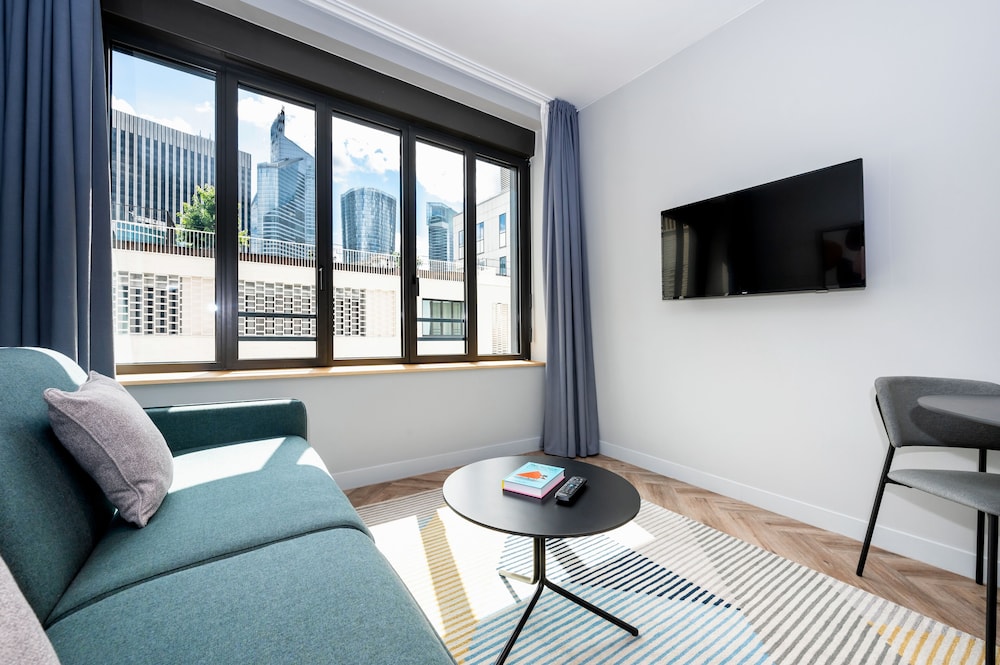 One Bedroom Apartment (Twin) - Photo 5