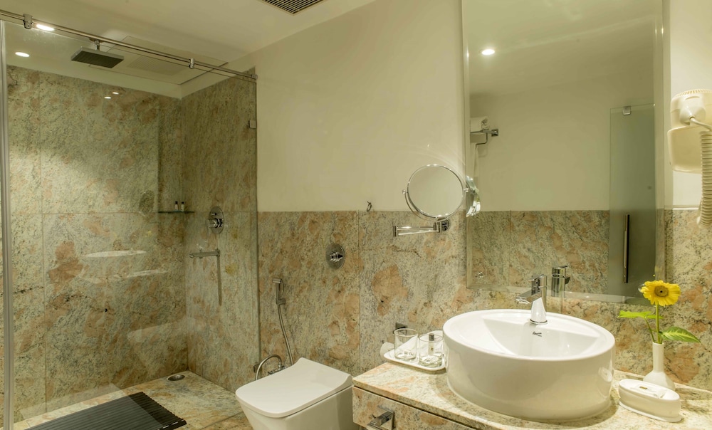 Super Deluxe Room - Photo 7