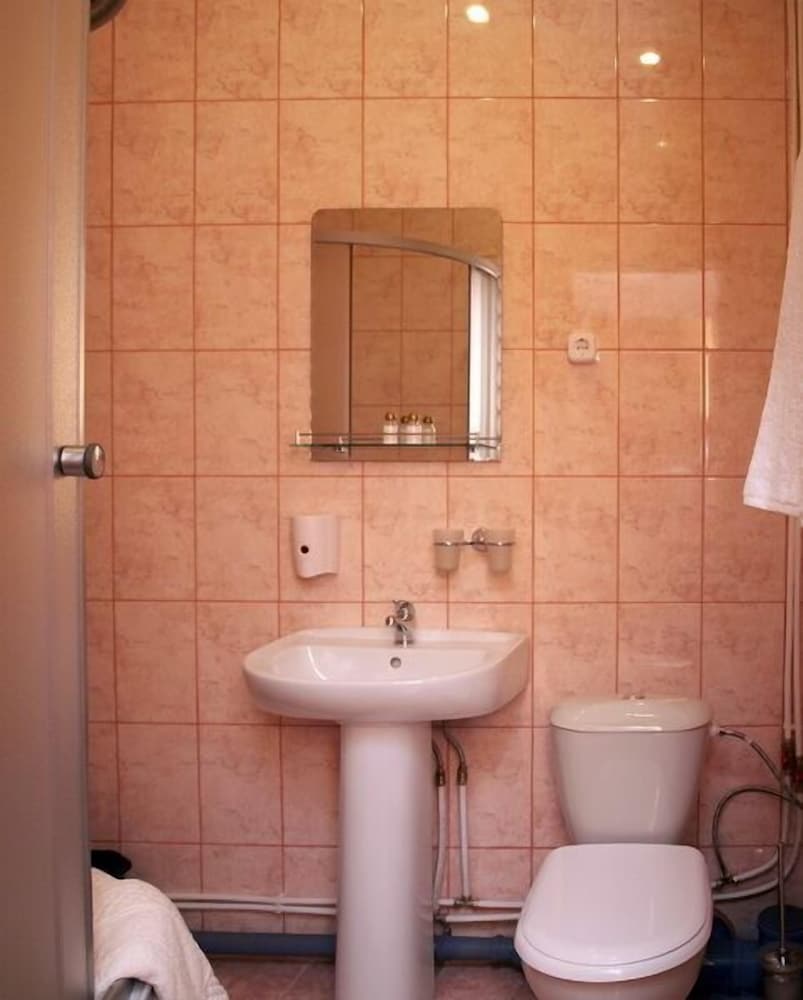 Standard Triple Room photo 2
