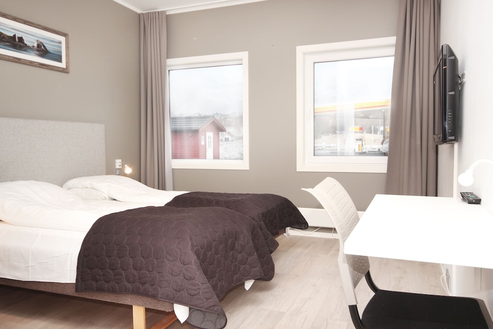 Standard Double or Twin Room photo 2