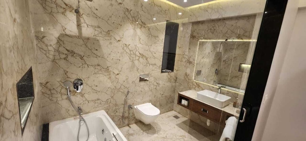 Luxury Villa photo 2