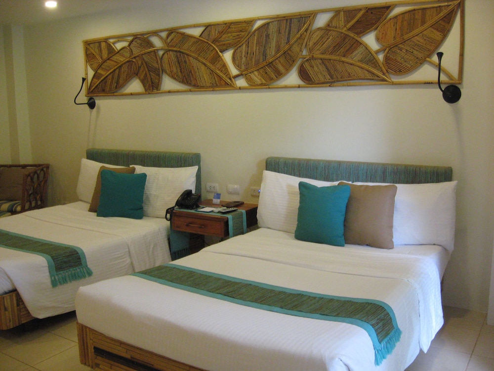 Deluxe Room - Photo 8