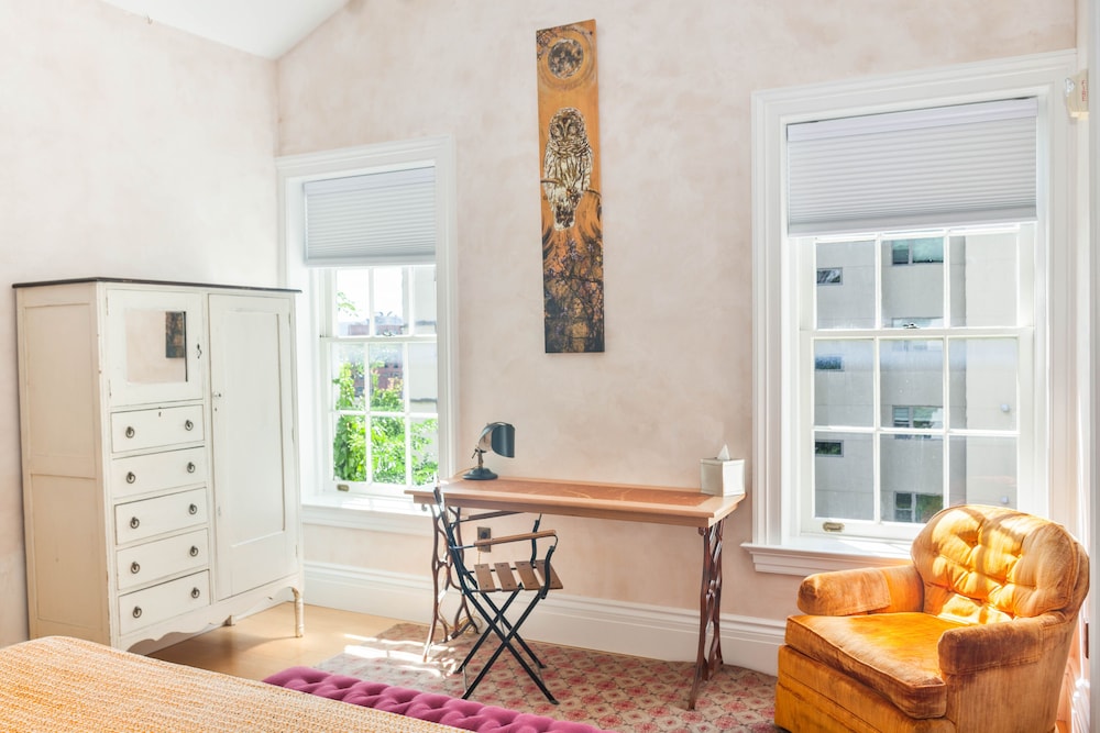 302 - Savory Suite photo 2
