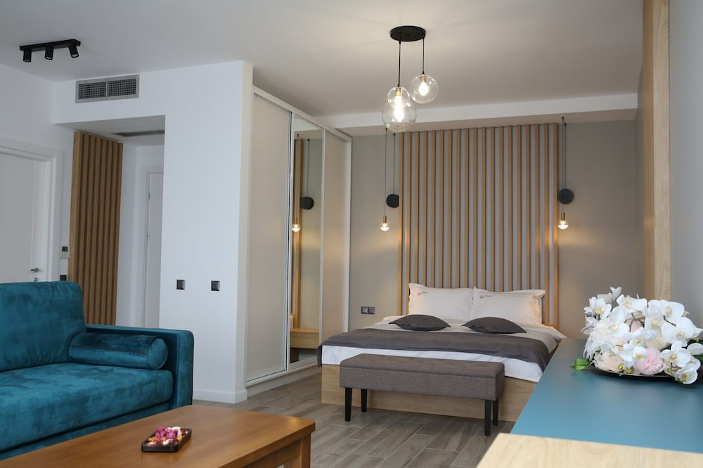 Studio Suite photo 1