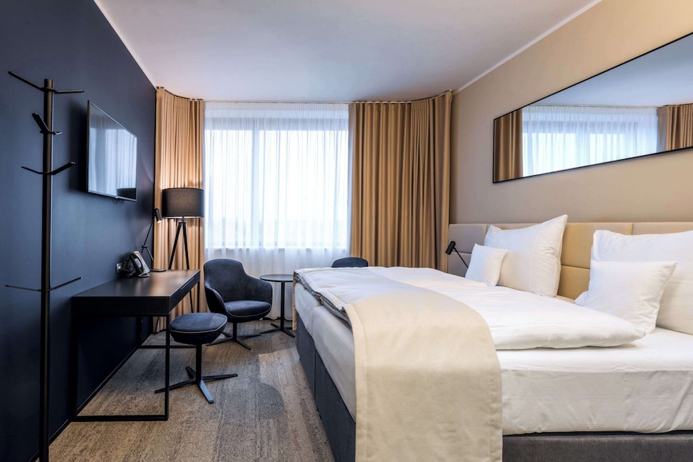 Business Room, 1 Double Bed, Non Smoking - Photo 8