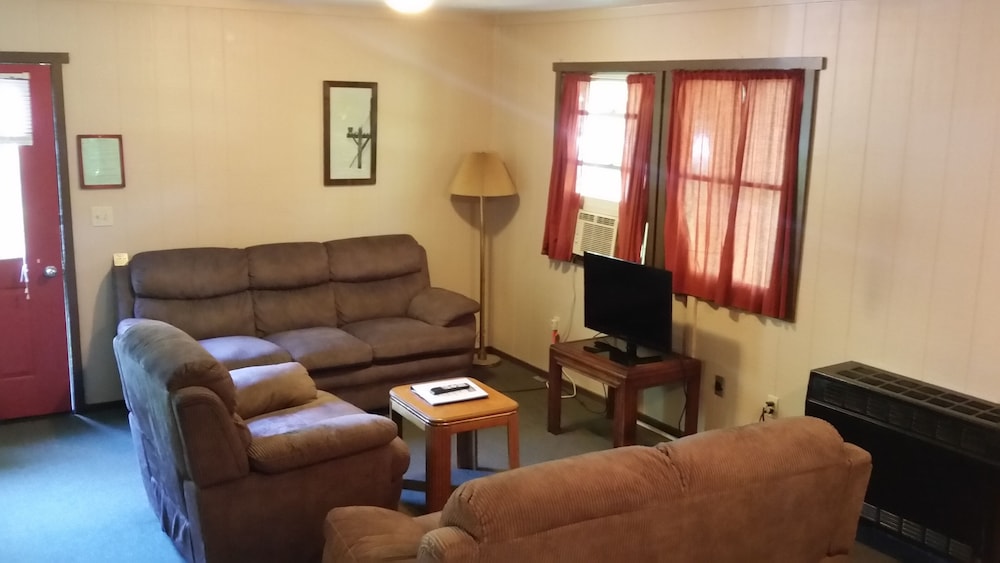 Large Cabin, 2 Bedrooms, Private Bathroom, Non Smoking photo 1