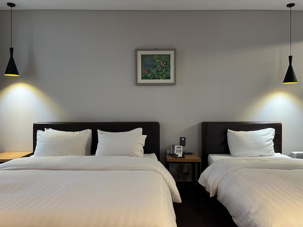 Family Twin Room, 1 Bedroom photo 3