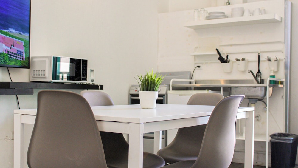 Basic Apartment photo 1