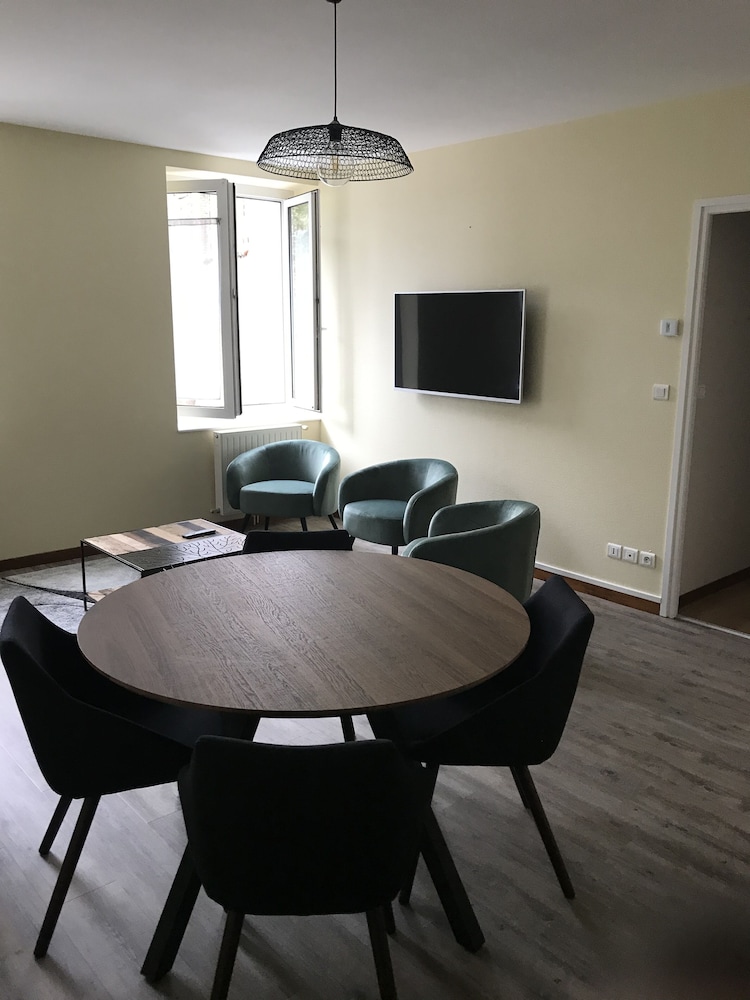 Family Apartment photo 3
