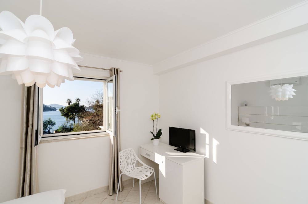 Standard Double Room, Sea View photo 3