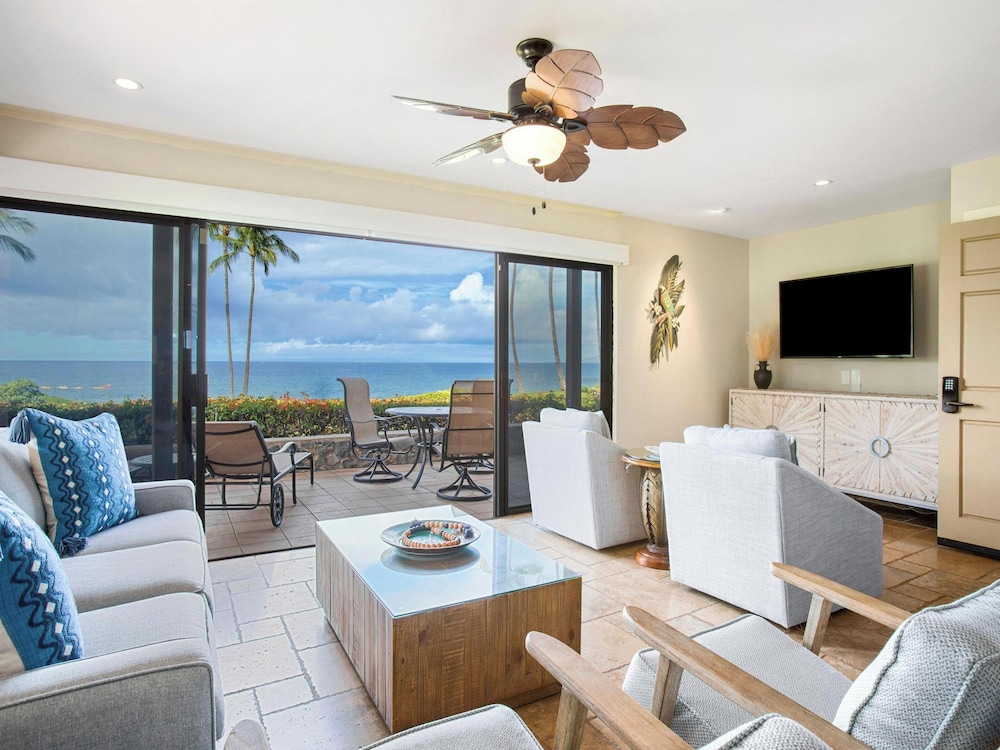 Condo, 2 Bedrooms, Oceanfront (1703)