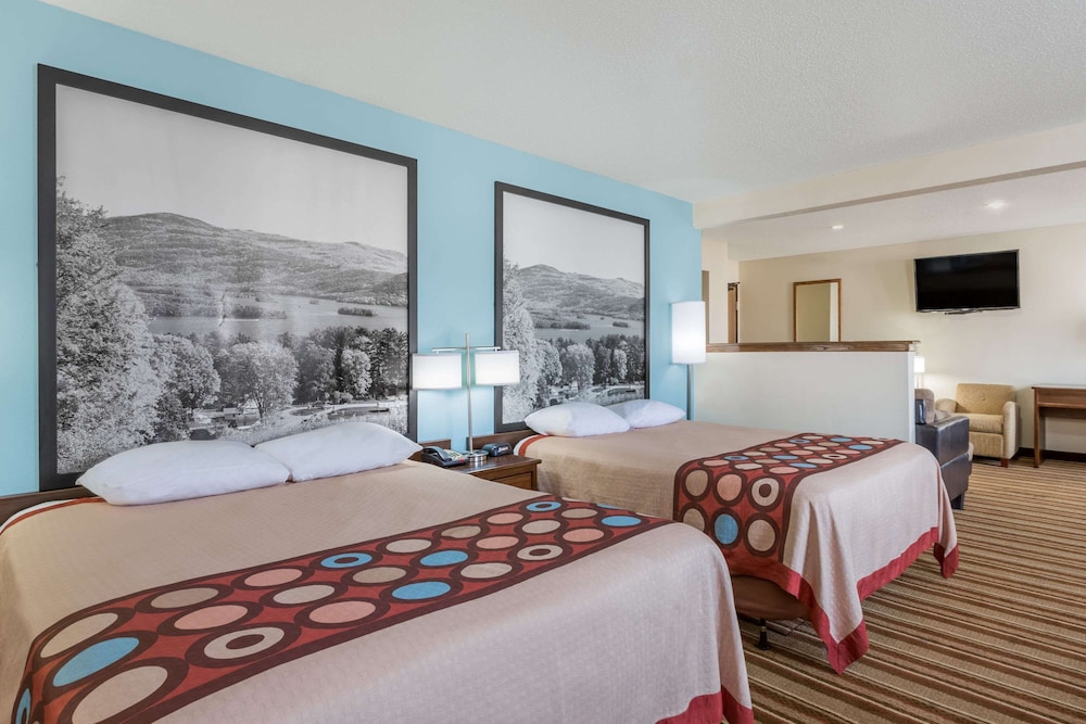 Studio Suite, 2 Queen Beds, Non Smoking - Photo 1