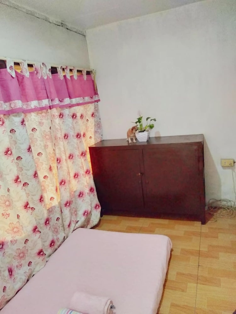 Adorada Bedroom photo 3