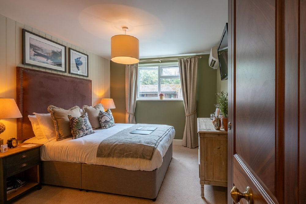 Luxury Double Room, Ensuite (No Children) photo 3