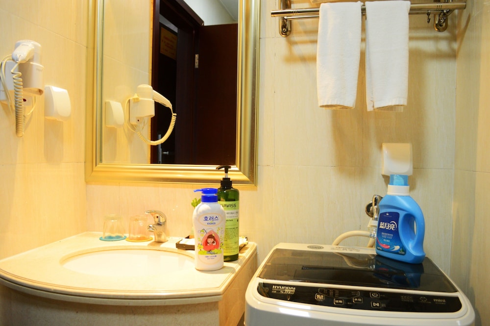 Business Twin Room photo 2