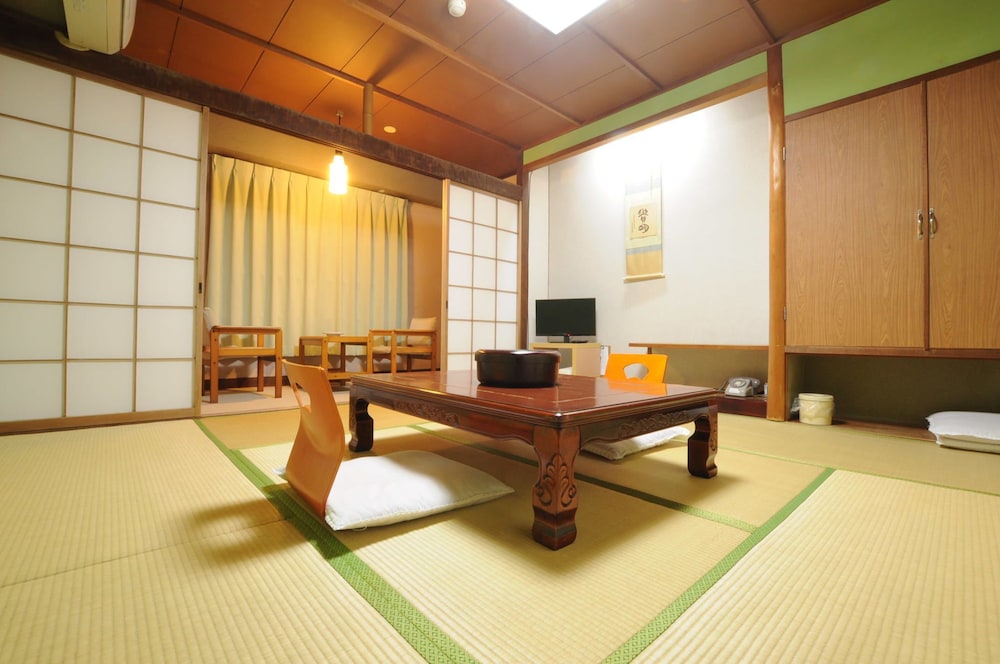 Japanese Style 8 Tatami-mats, Private Bathroom