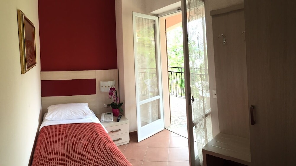 Quadruple Room photo 3