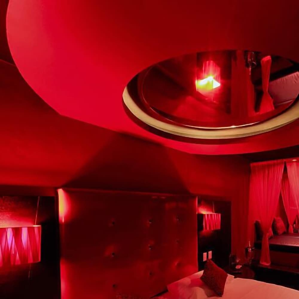 Suite Roja (Round Bed) photo 3
