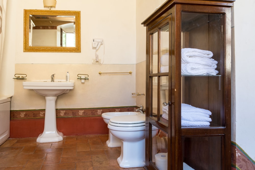 Classic Double Room, 1 Bedroom photo 2
