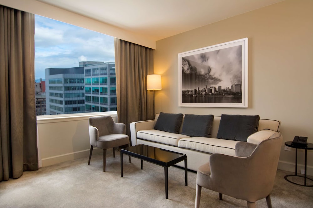 2 Queen Penthouse Suite