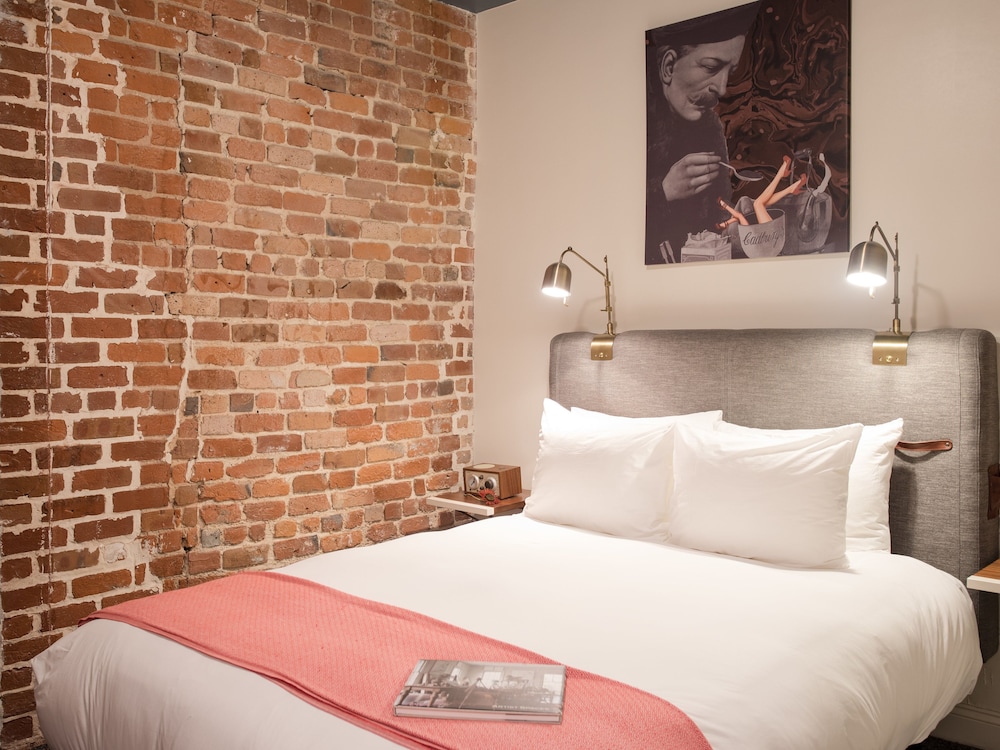 Standard Room, 1 Double Bed (Interior Single Bed) - Photo 1