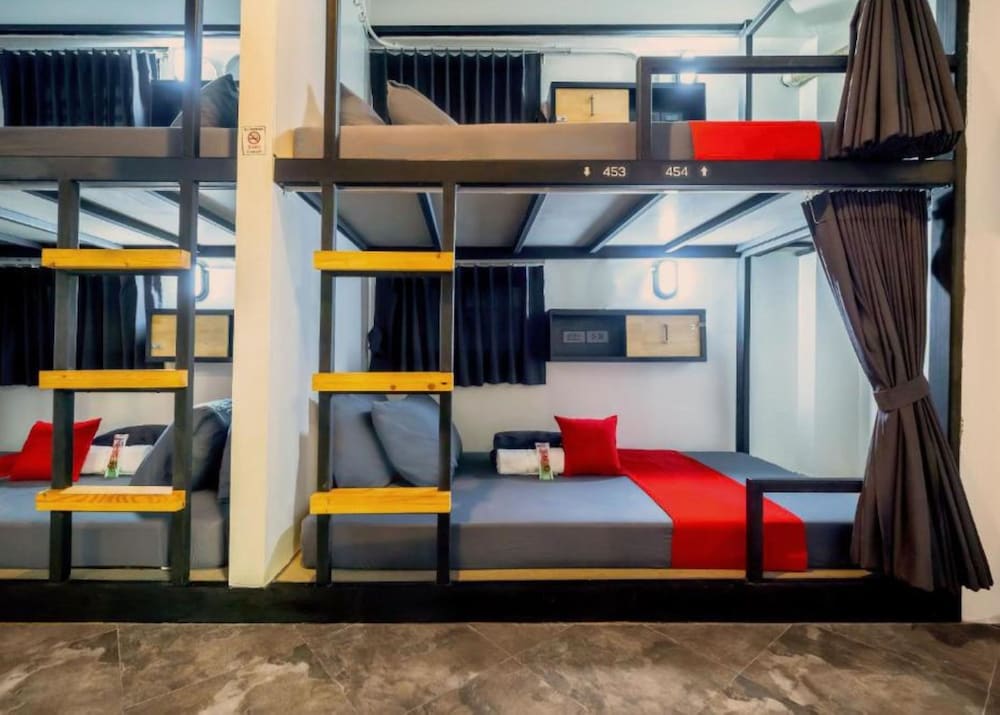 Shared Dormitory, Women only photo 1