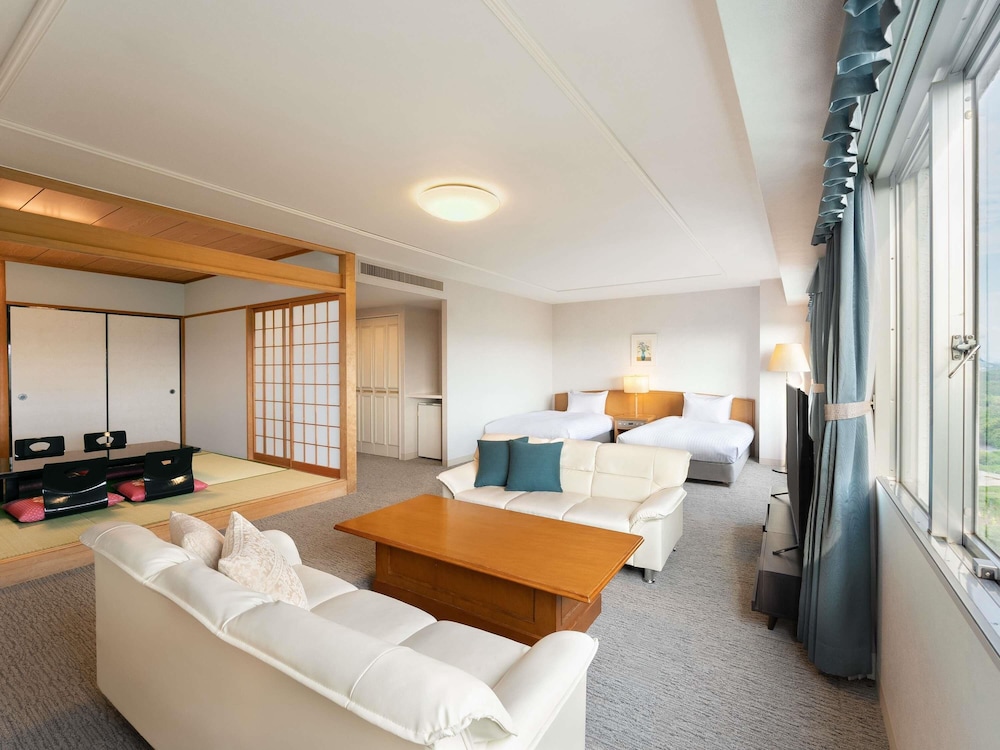 Classic Suite, 2 Twin Beds (Japanese Western Style) photo 2