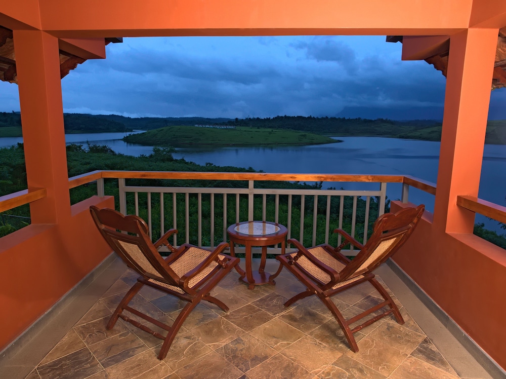 Luxury Studio Suite photo 2