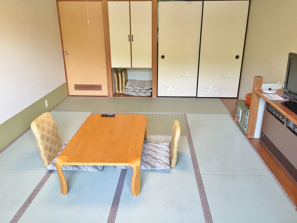 Japanese Style Room, 10 Tatami Mat, Lake View photo 3