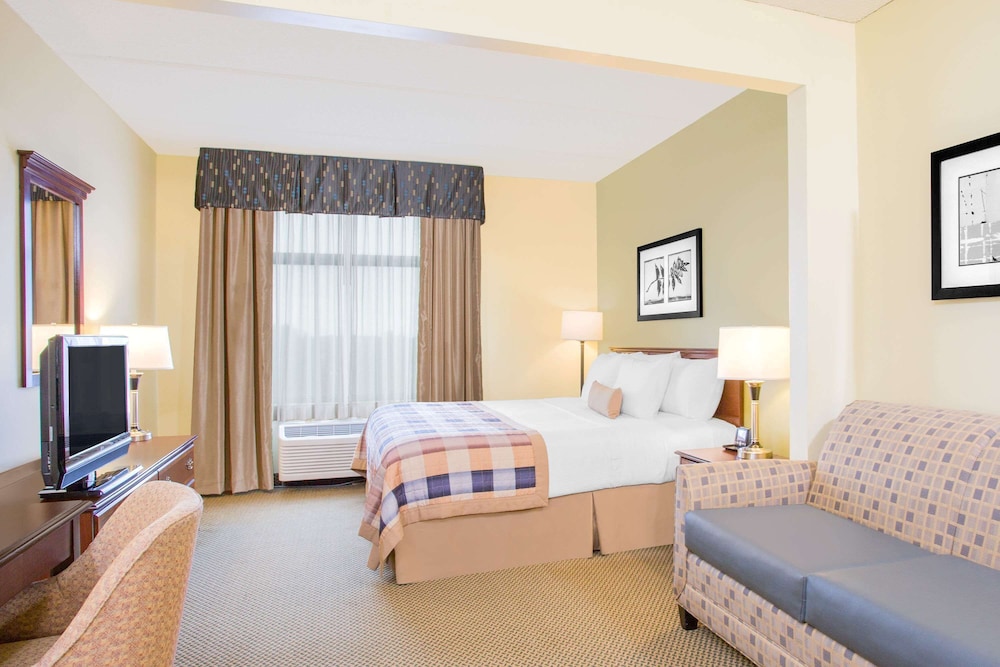Standard Room, 1 King Bed