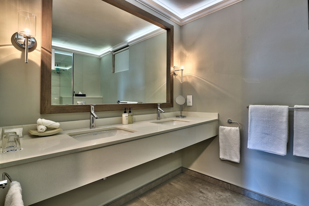 Superior Room - Photo 10