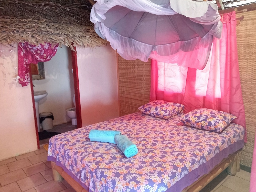 Family Bungalow, Beachfront