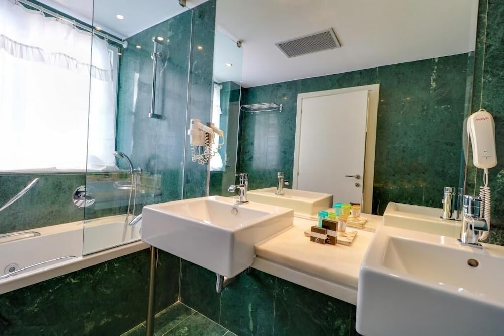 Suite photo 2