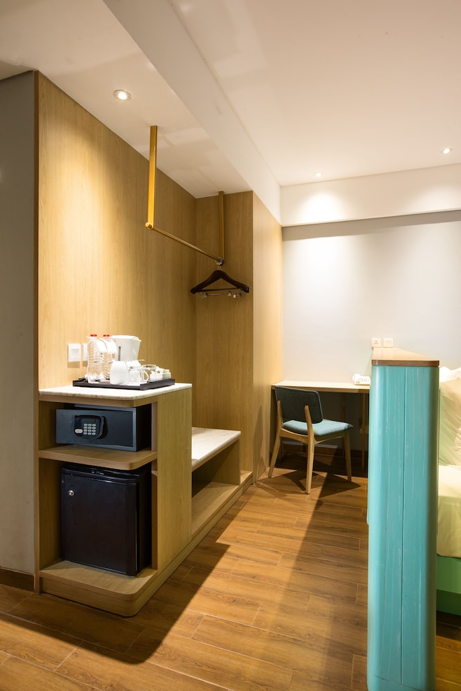 Twin Room, Mountain View
