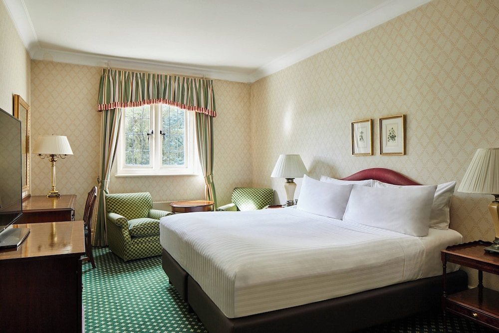 Deluxe Room, 1 King Bed - Photo 1