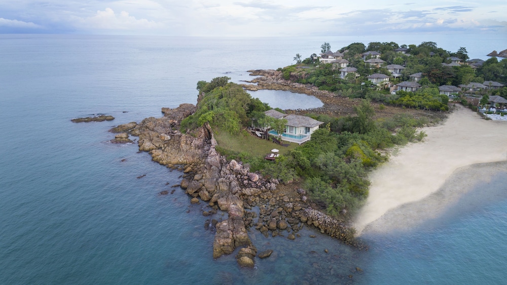 Fahn Noi Private Pool Villa