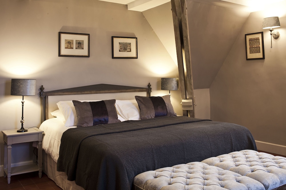 Standard Room photo 1