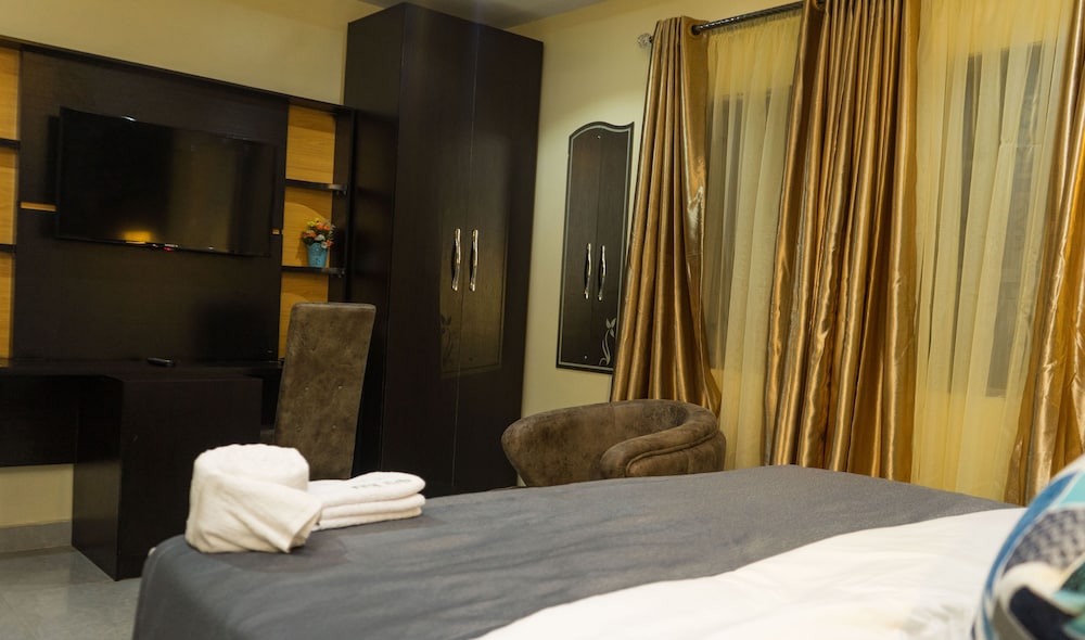 Royal Suite - Photo 3