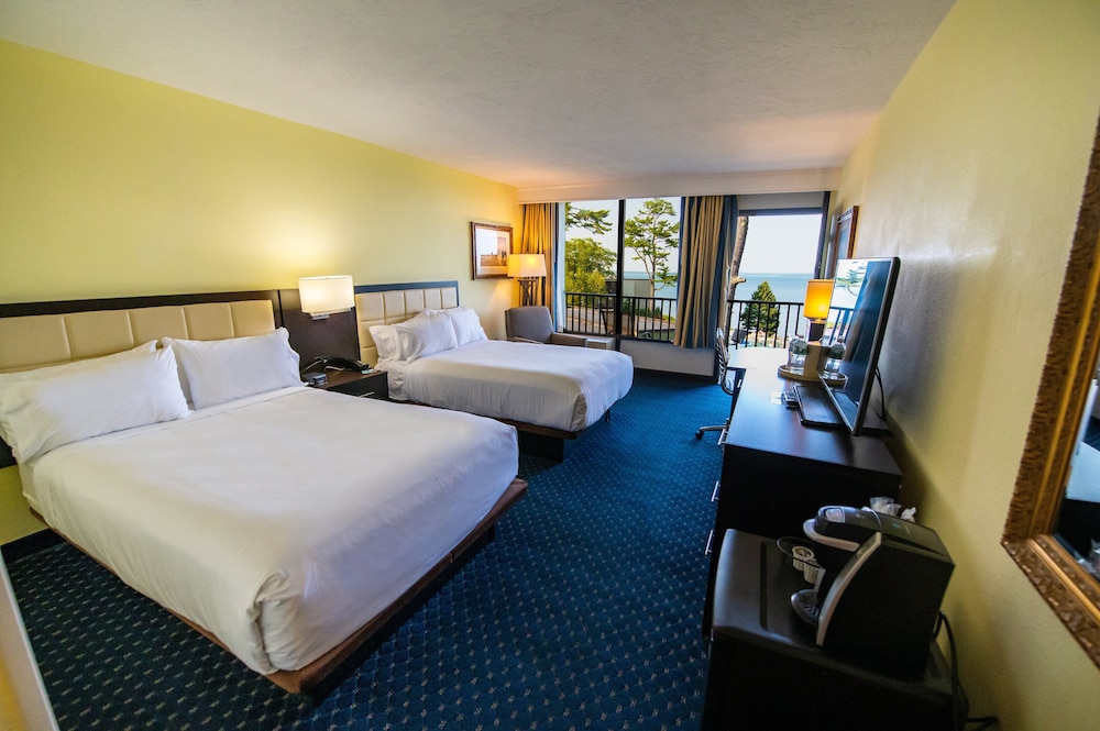 Premium Room, 2 Double Beds, Ocean View, Oceanfront photo 3
