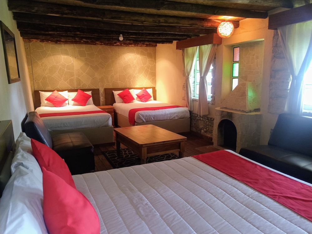 Family Cabin, Multiple Beds photo 1