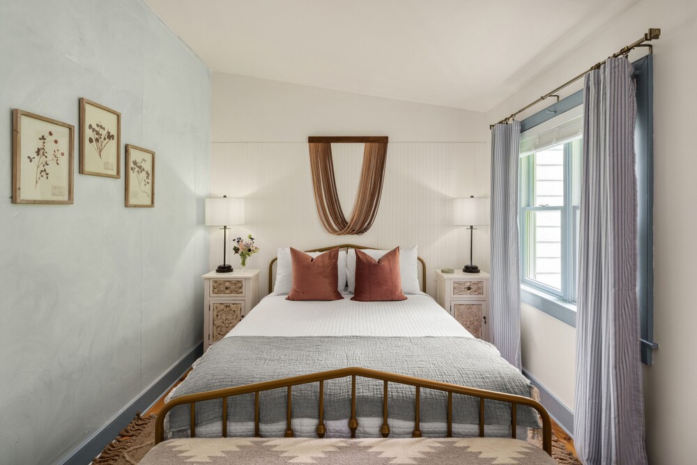 Cottage Room photo 3