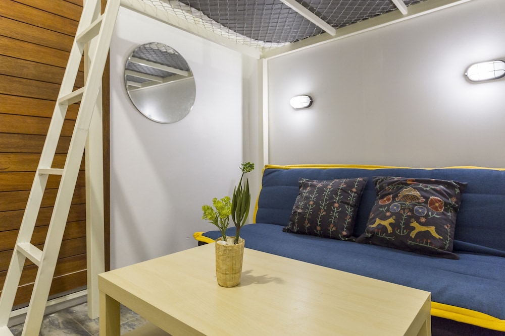 Basic Duplex, 1 Double Bed photo 2