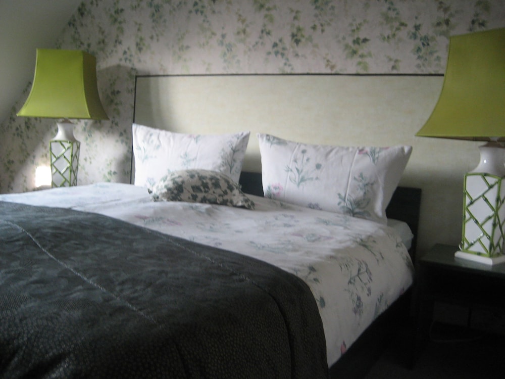 Standard Double Room photo 3