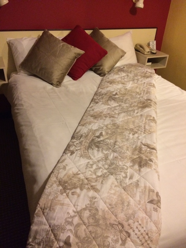 Double or Twin Room - Photo 1