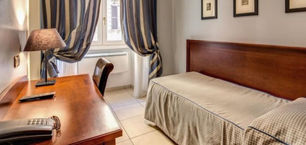 Economy Single Room