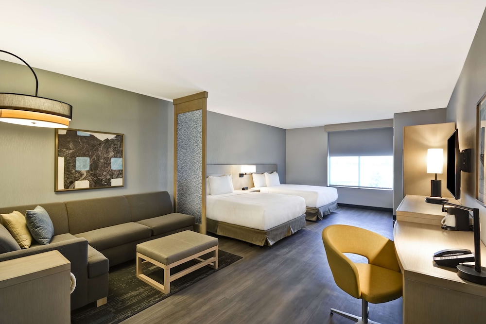 Room, Multiple Beds (High Floor) - Photo 4